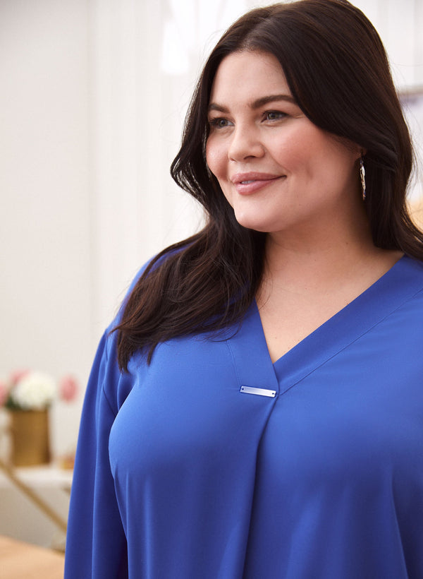 Laura 3/4 Sleeve V-Neck Blouse