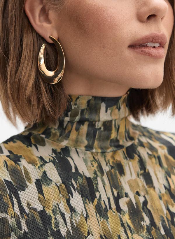 Laura Elongated Hoop Earrings