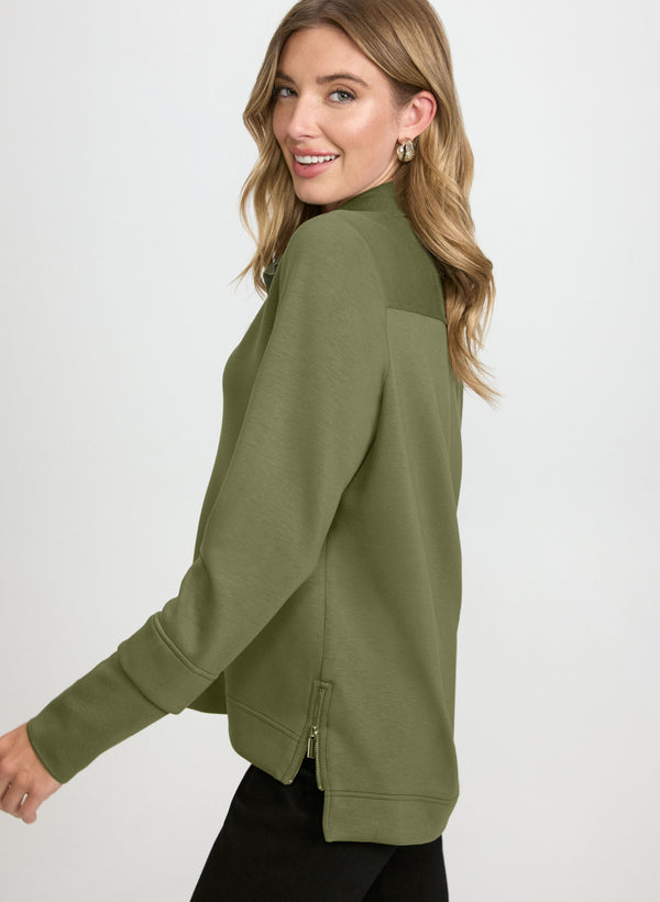 Laura Grommet Placket Top