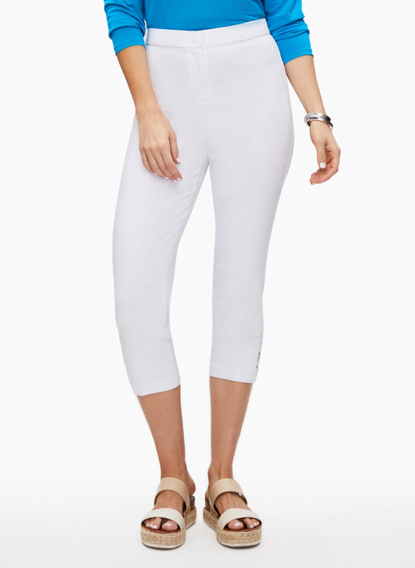 laura Lace-Up Detail Capri Pants