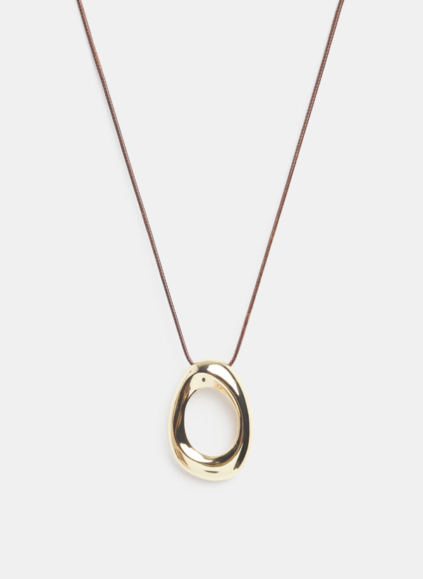 laura Oval Pendant Necklace
