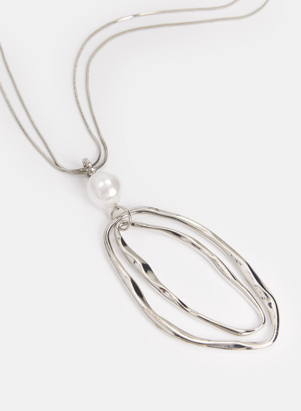 Laura Pendant Necklace