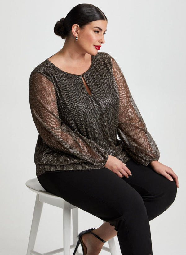 laura Plissé Top & Lace Trim Pants