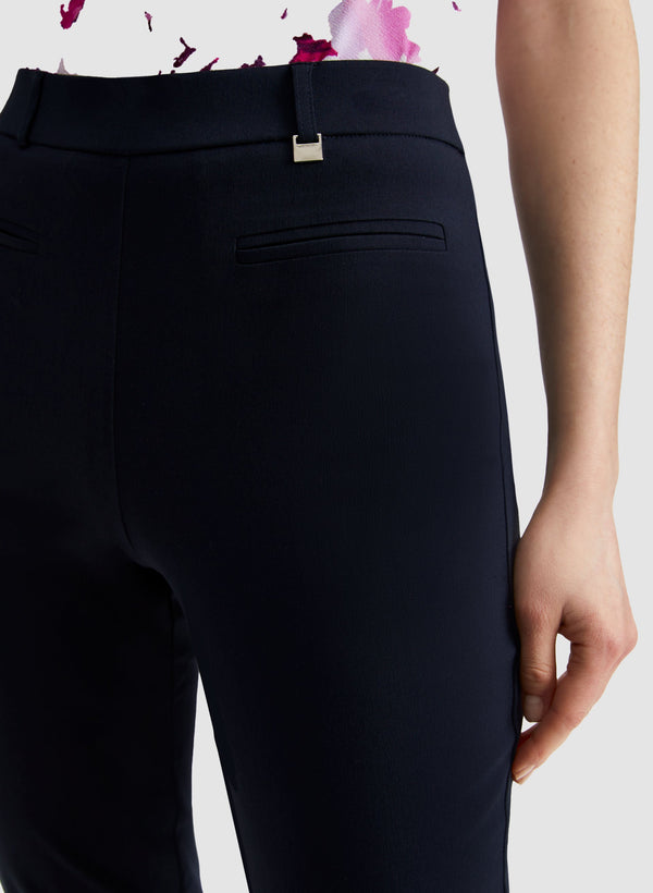 Laura Pull-On Capris