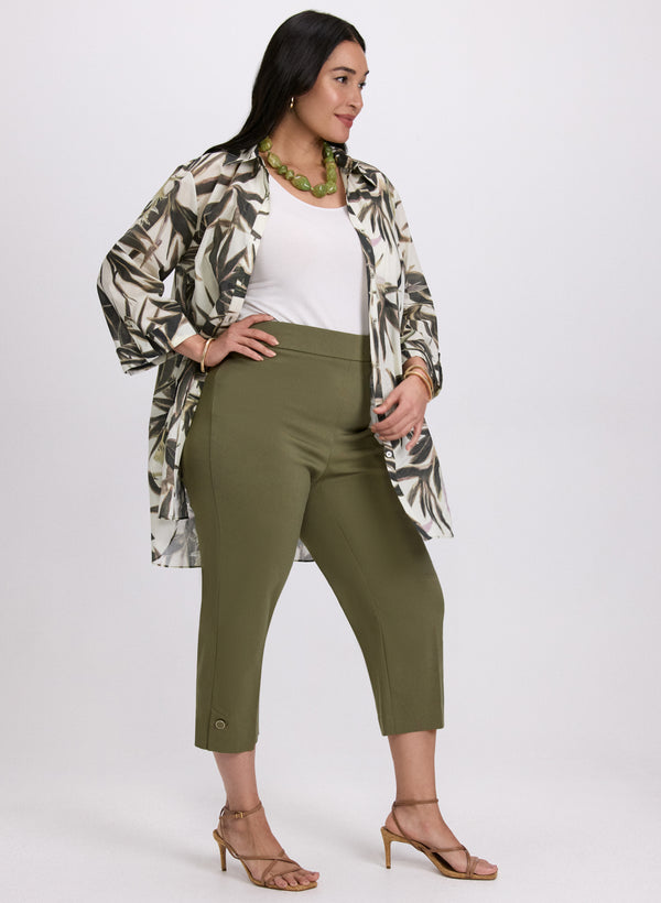 laura Pull-On Capris & Leaf Print Blouse
