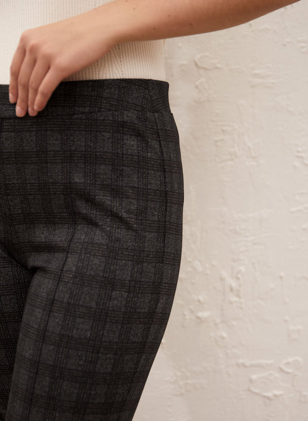 Laura Pull-On Plaid Motif Pants