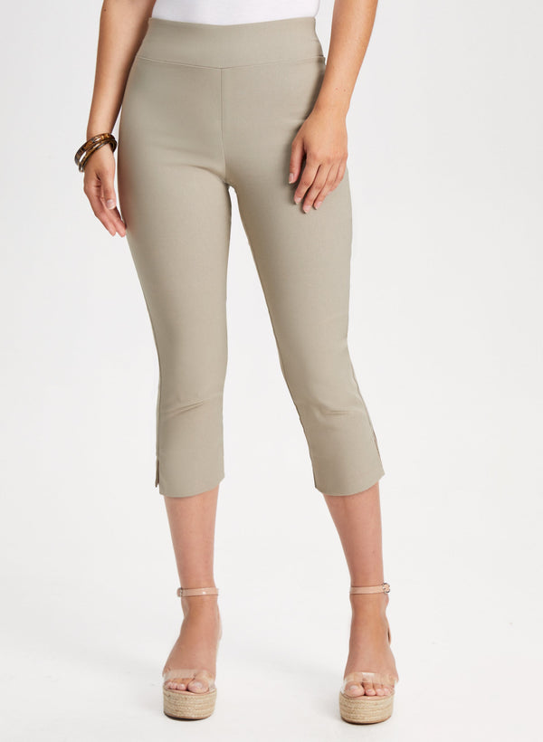 laura Pull-On Slit Detail Capris