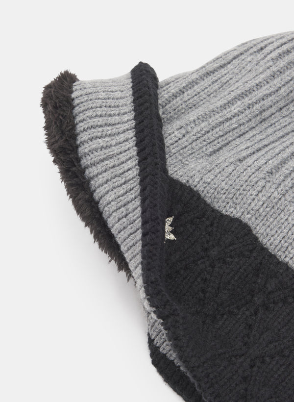 Laura Scalloped 2-Tone Tuque