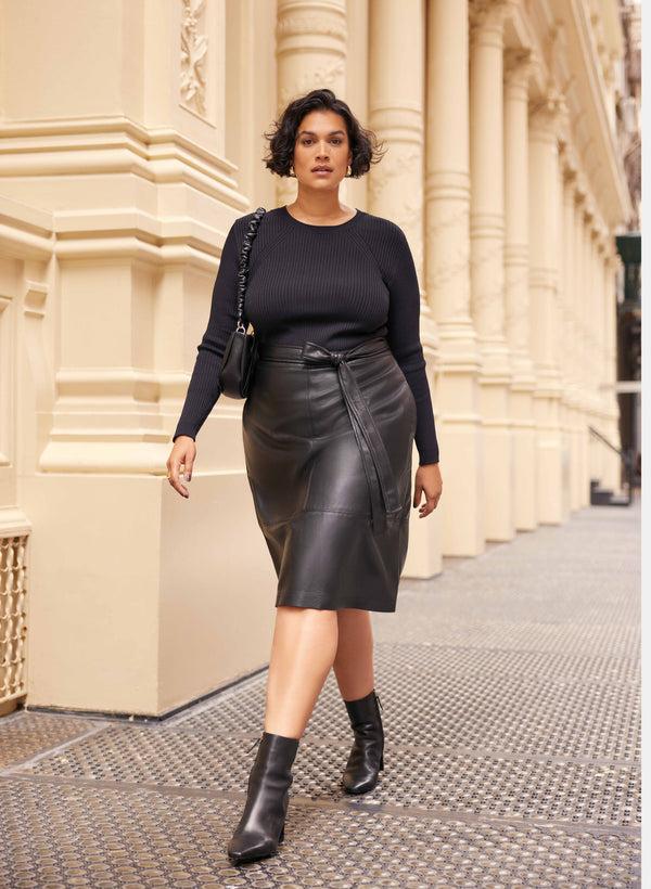 laura Sleek Sophistication