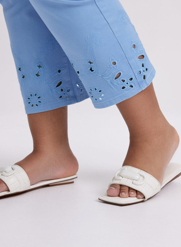 Laura Straight-Leg Jean Capris