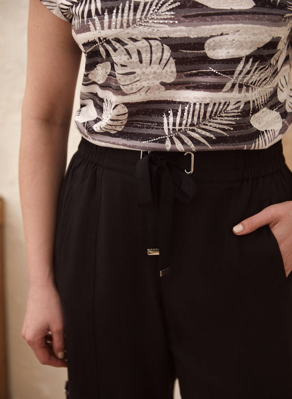 Laura Tab Detail Tencel Shorts