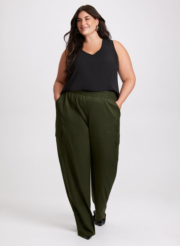 laura V-Neck Blouse & Cargo Pants