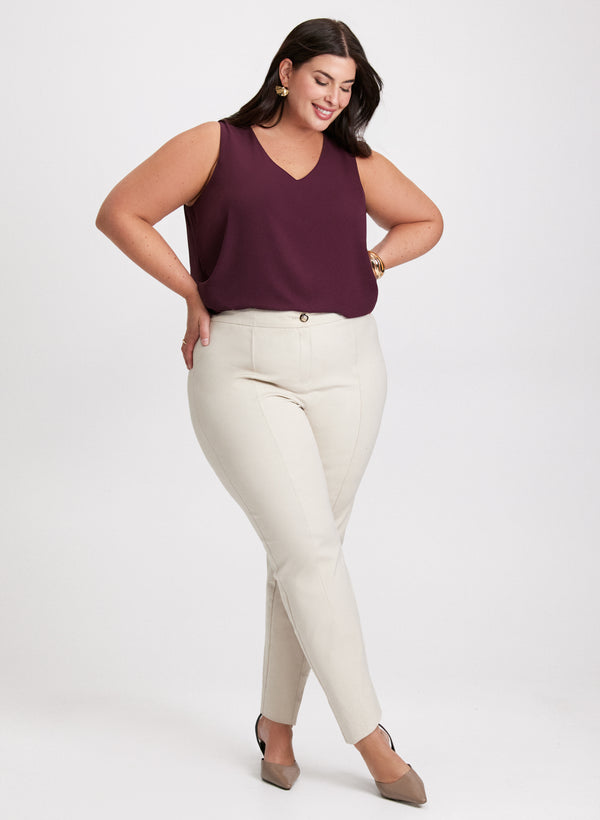 laura V-Neck Blouse & City Fit Pants